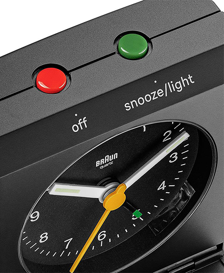 BC05 Analogue Travel Alarm Clock