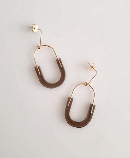 Small Harmonious Earrings, Brown