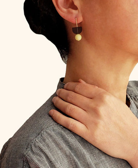 Very Tiny Earrings, Black