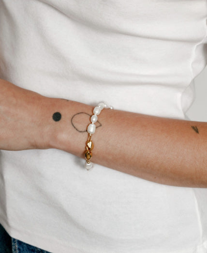 Mae Bracelet, Gold